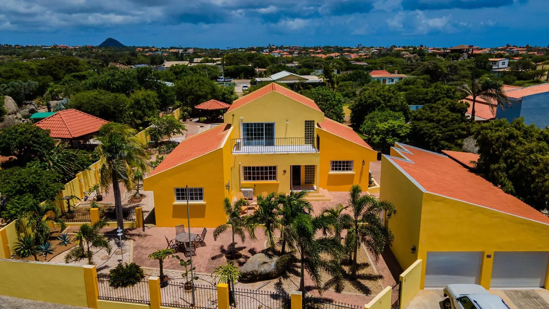 Sunny Paradise Villa Ноорд