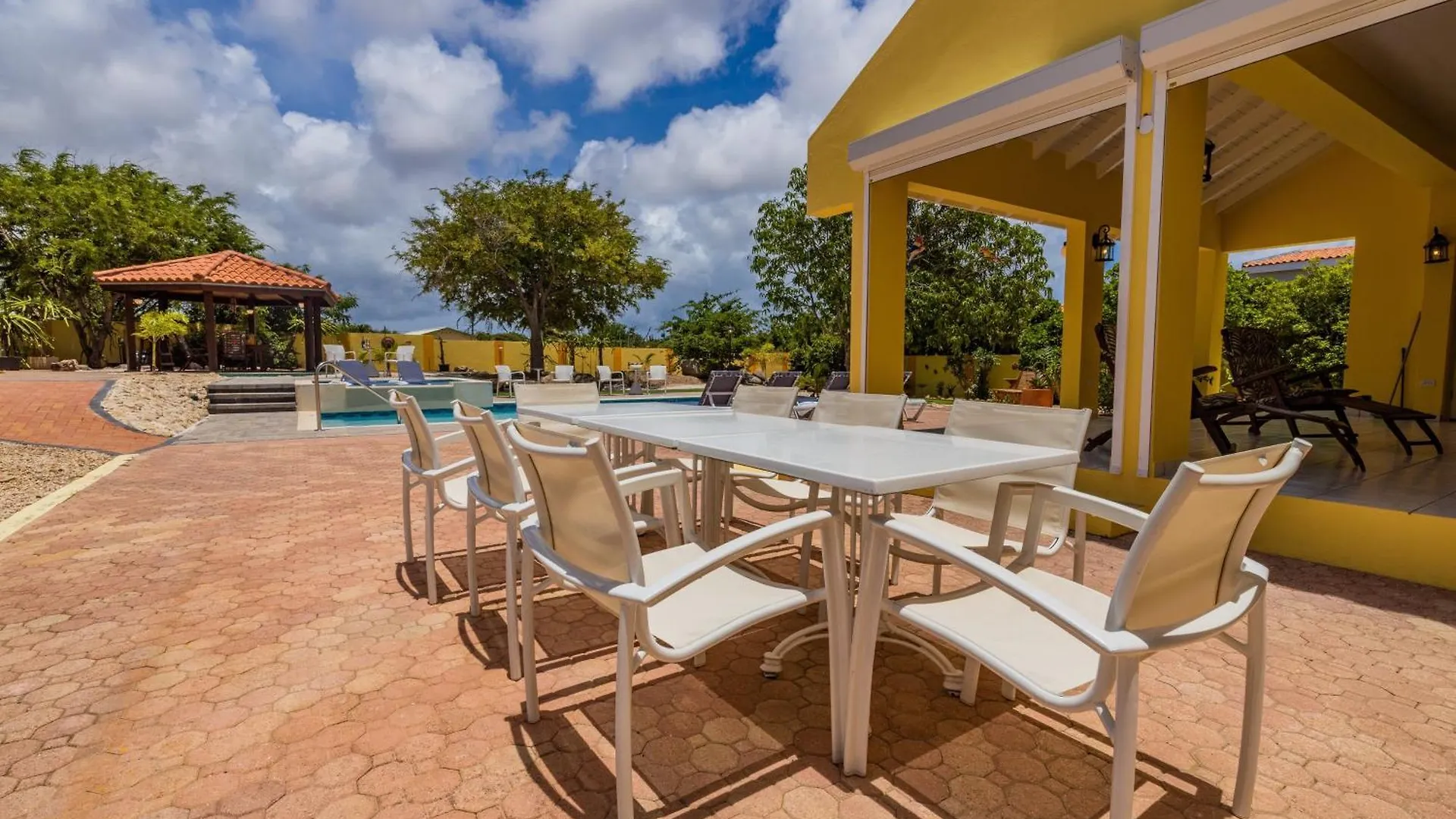 Sunny Paradise Villa Noord 0*,