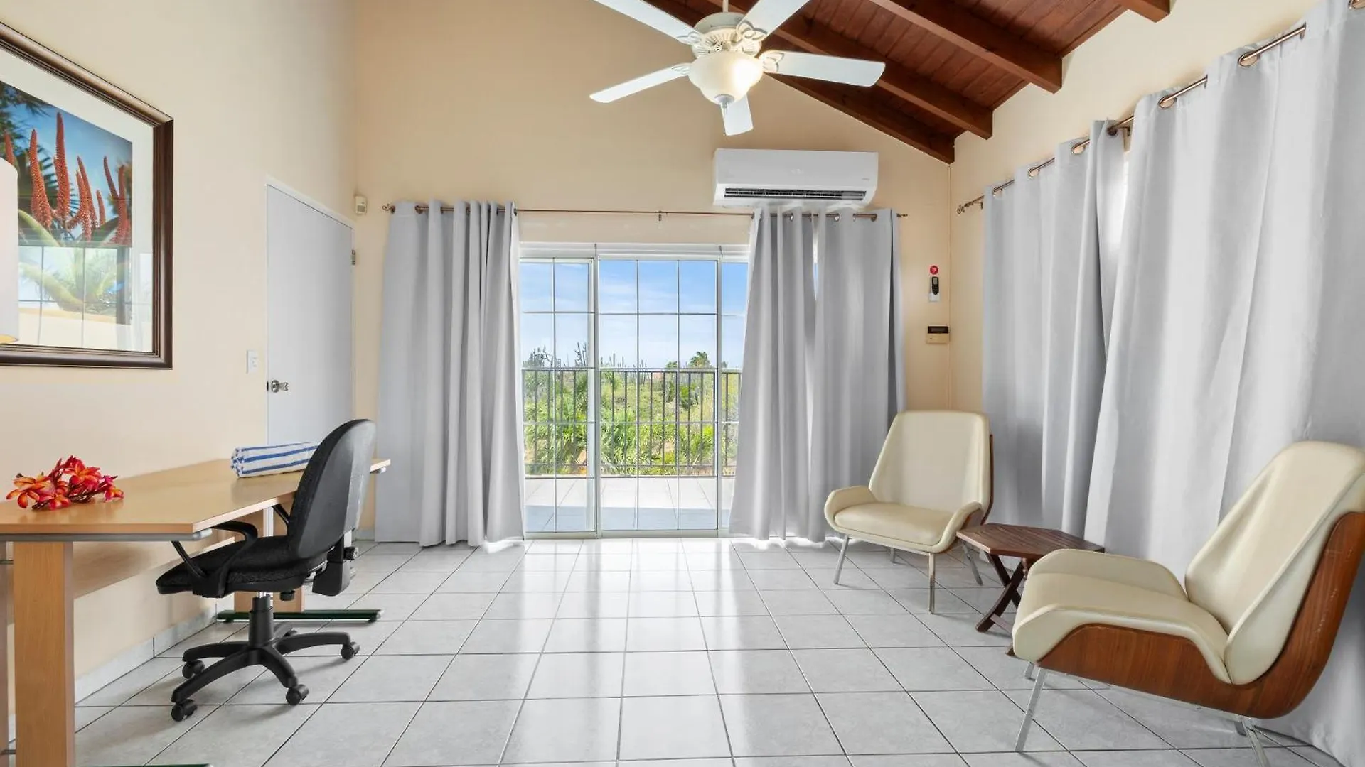 Sunny Paradise Villa Noord