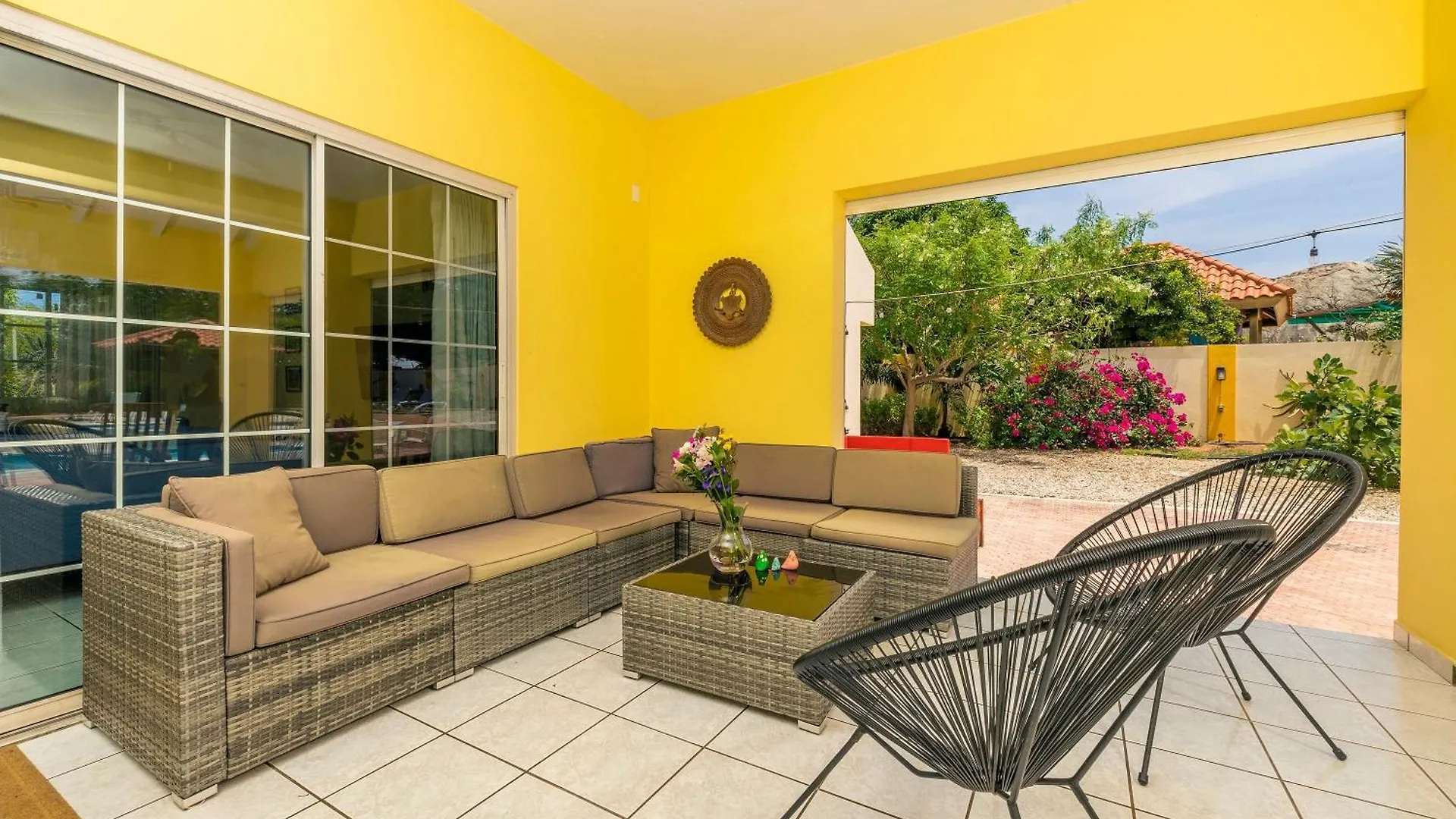 Sunny Paradise Villa Noord 0*,